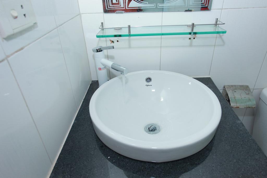 Le Petit Hanoi Hotel Экстерьер фото