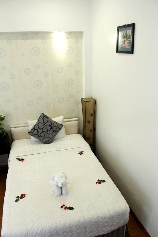 Le Petit Hanoi Hotel Экстерьер фото